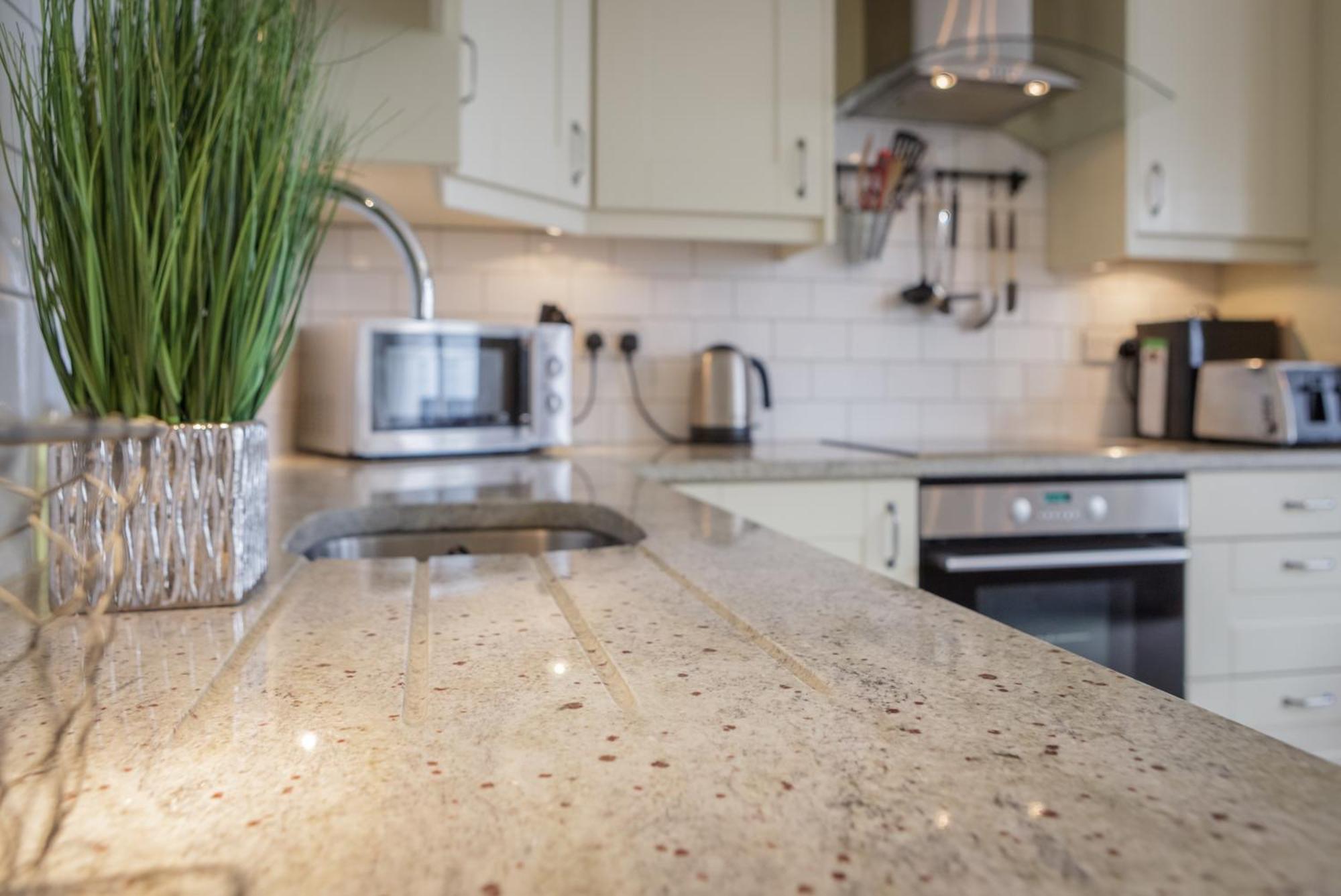 ברייטון Burlington Beach Apartments חדר תמונה