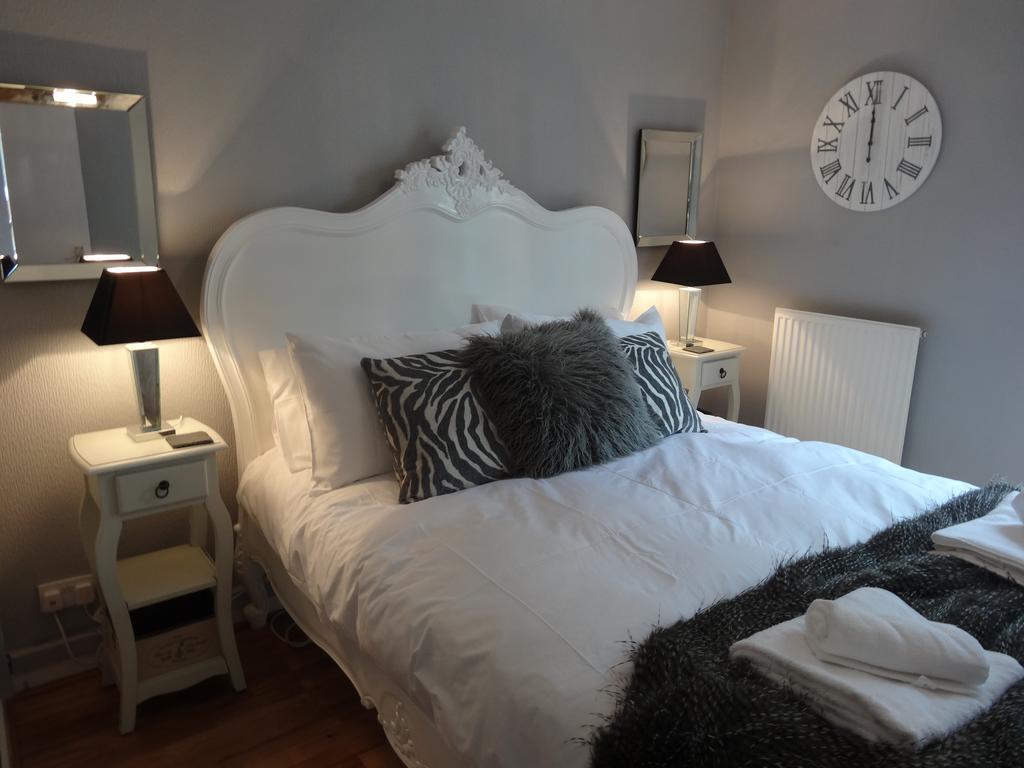 ברייטון Burlington Beach Apartments מראה חיצוני תמונה